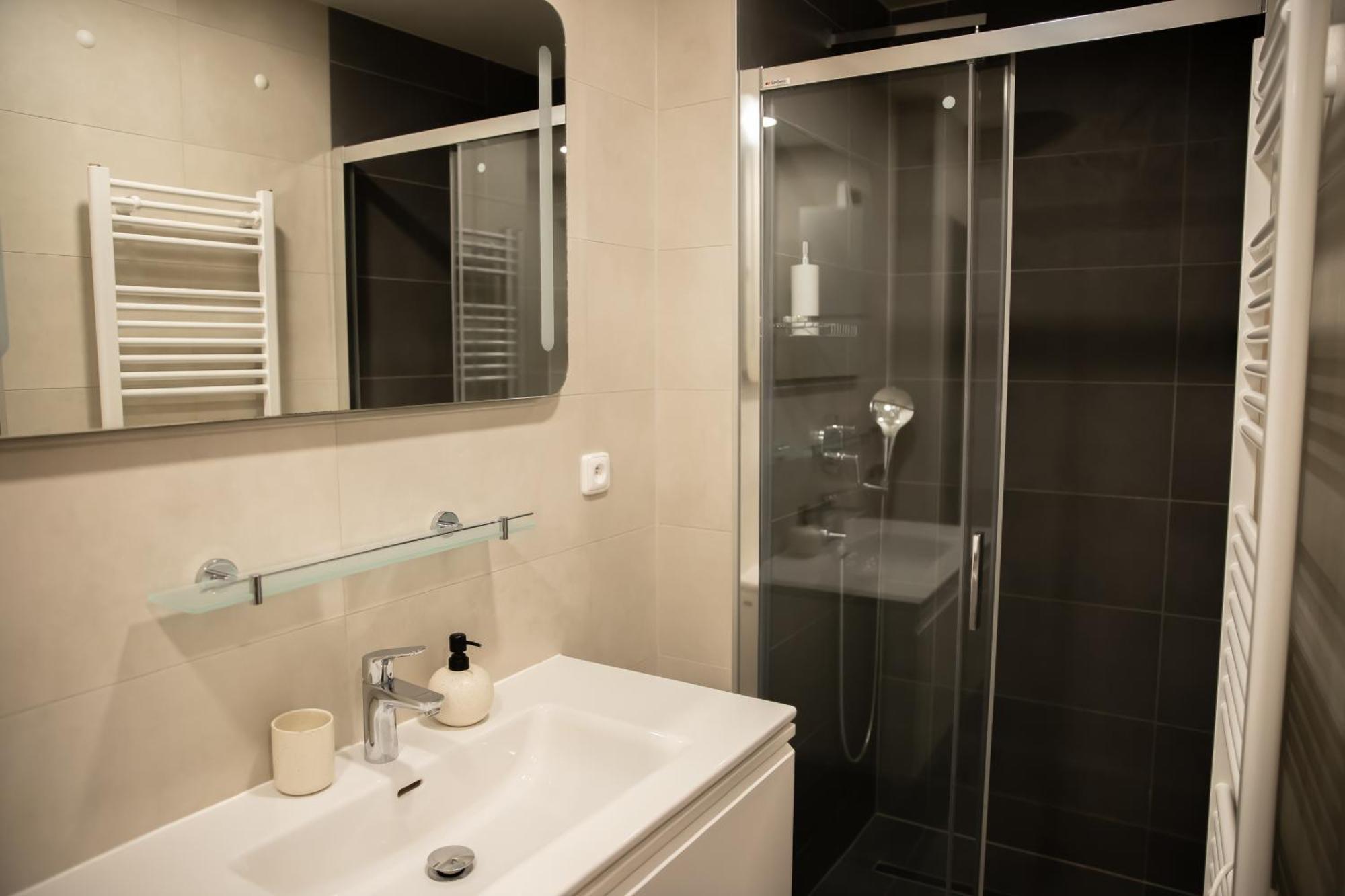 Apartament Velky 3+kk Klicperova, 2 Loznice